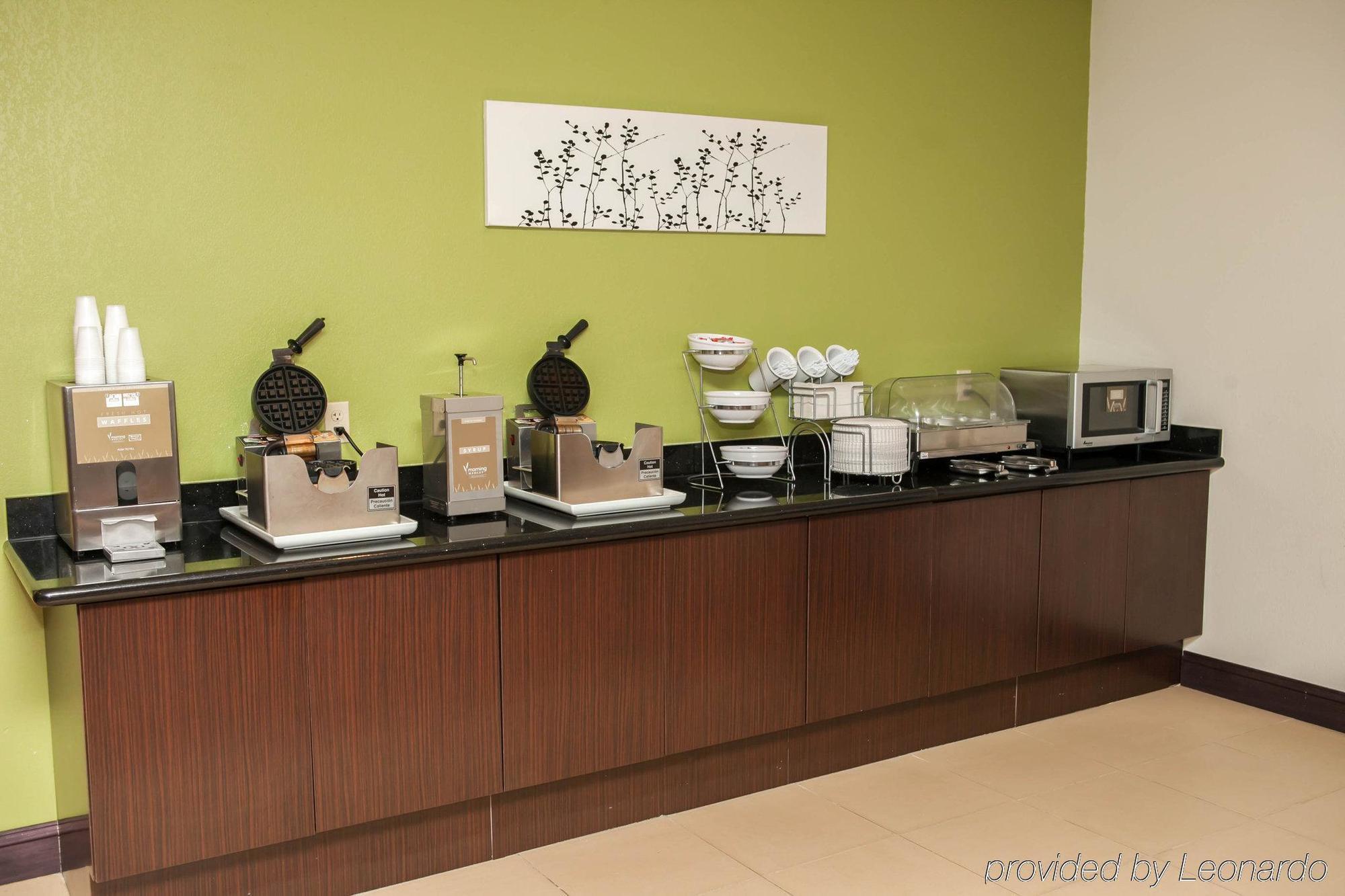 Sleep & - Hershey North Hotel 3*